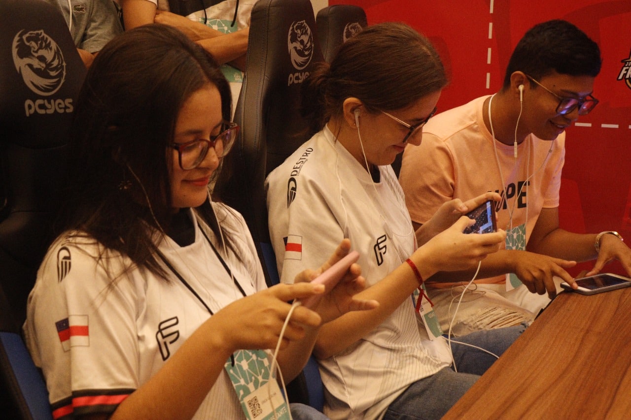 Tecnogame reúne fãs e jogadores de esportes eletrônicos em Manaus, as